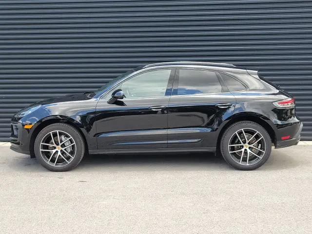 2025 Porsche Macan Base - Photo 14