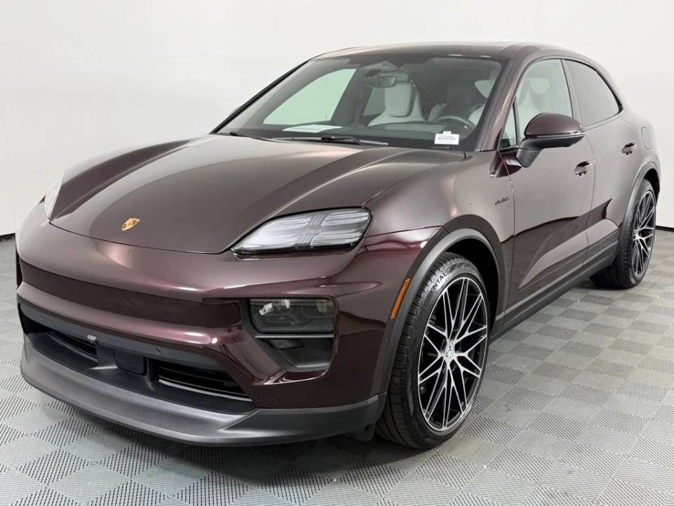 2025 Porsche Macan