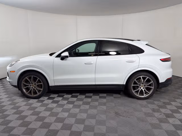 2023 Porsche Cayenne Coup 10