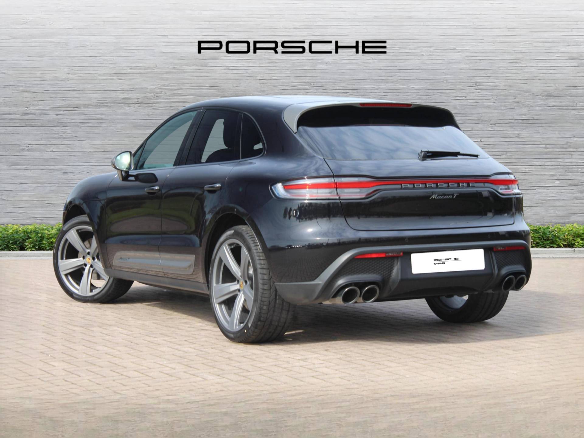Macan T, photo 2 of 41