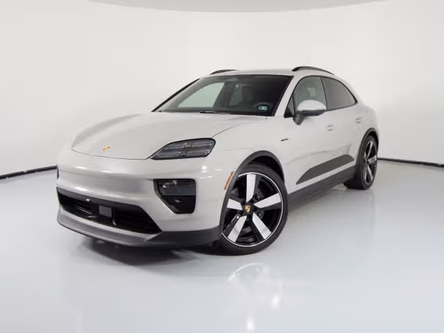 Certified 2026 Porsche Macan Base with VIN WP1AA2XA6TL000627 for sale in Newtown Square, PA