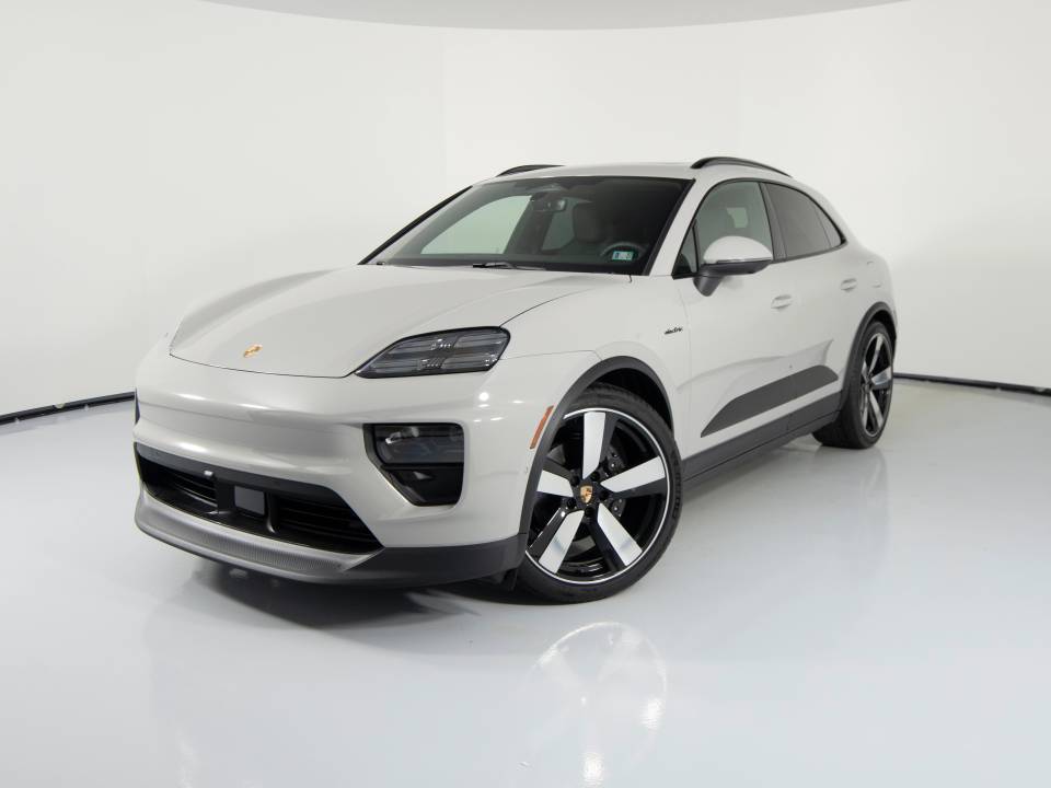 2026 Porsche Macan