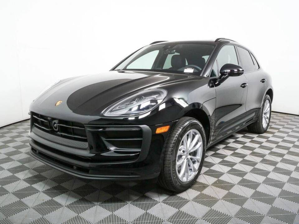 2026 Porsche Macan T