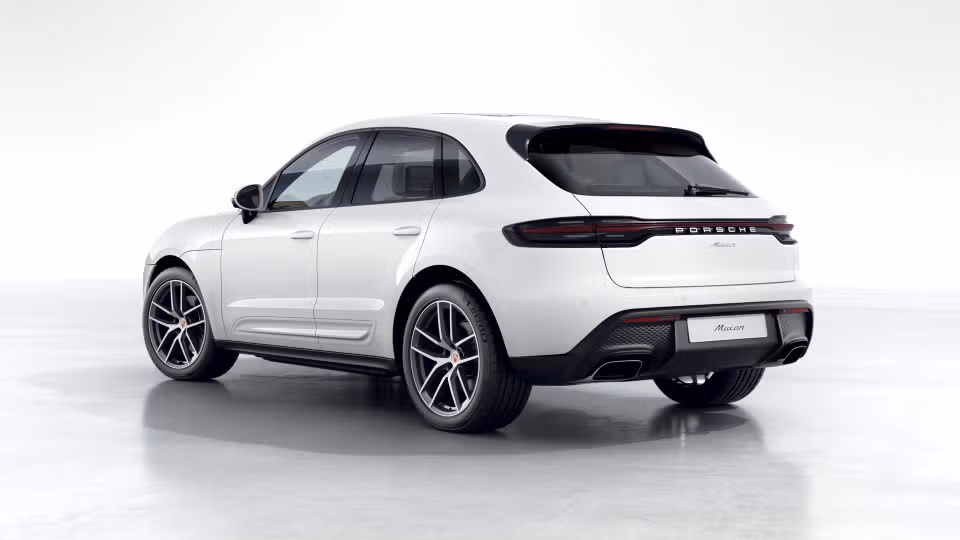 2026 Porsche Macan 20