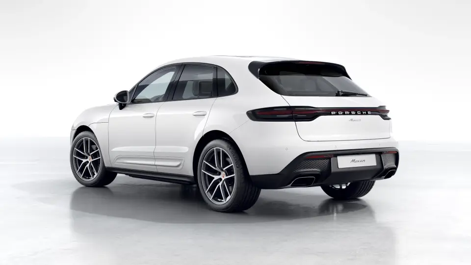 2026 Porsche Macan 24
