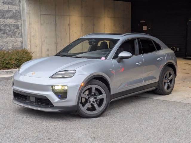 Used 2025 Porsche Macan Base with VIN WP1AA2XA5SL003761 for sale in Cockeysville, MD