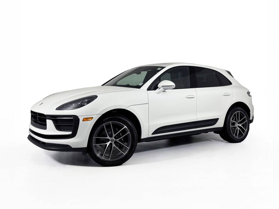 2025 Porsche Macan T