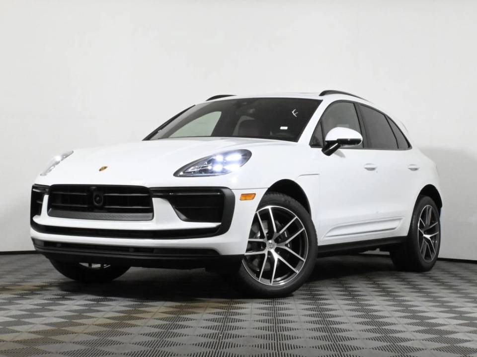 2026 Porsche Macan