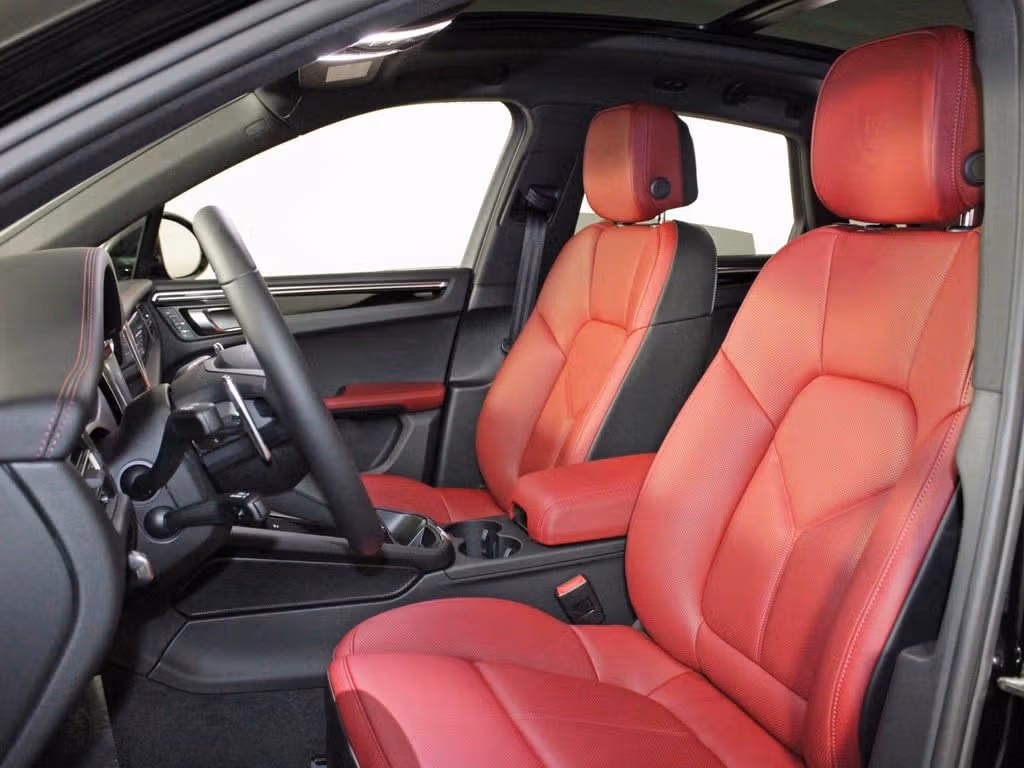 2026 Porsche Macan Base - Photo 36