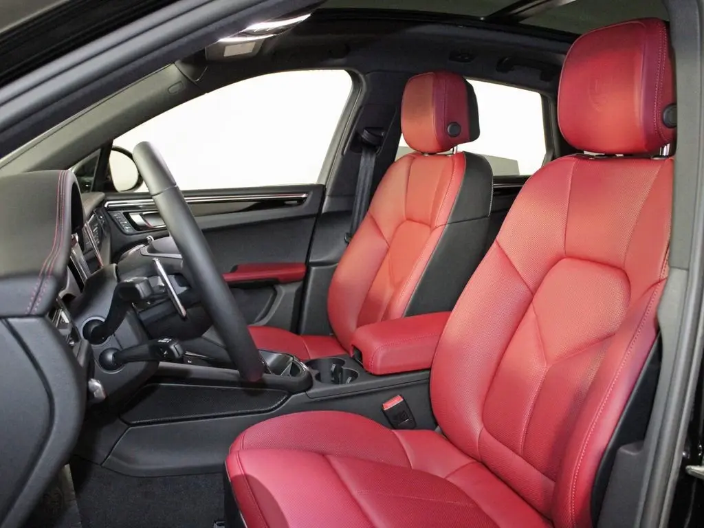 2026 Porsche Macan Base - Photo 40