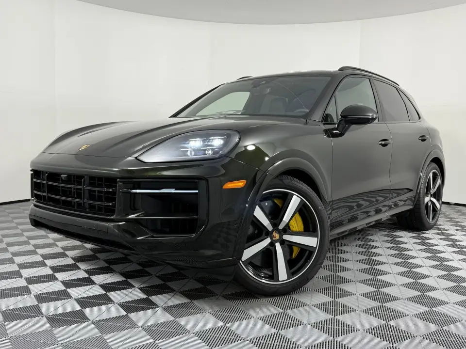 2026 Porsche Cayenne GTS - Photo 7