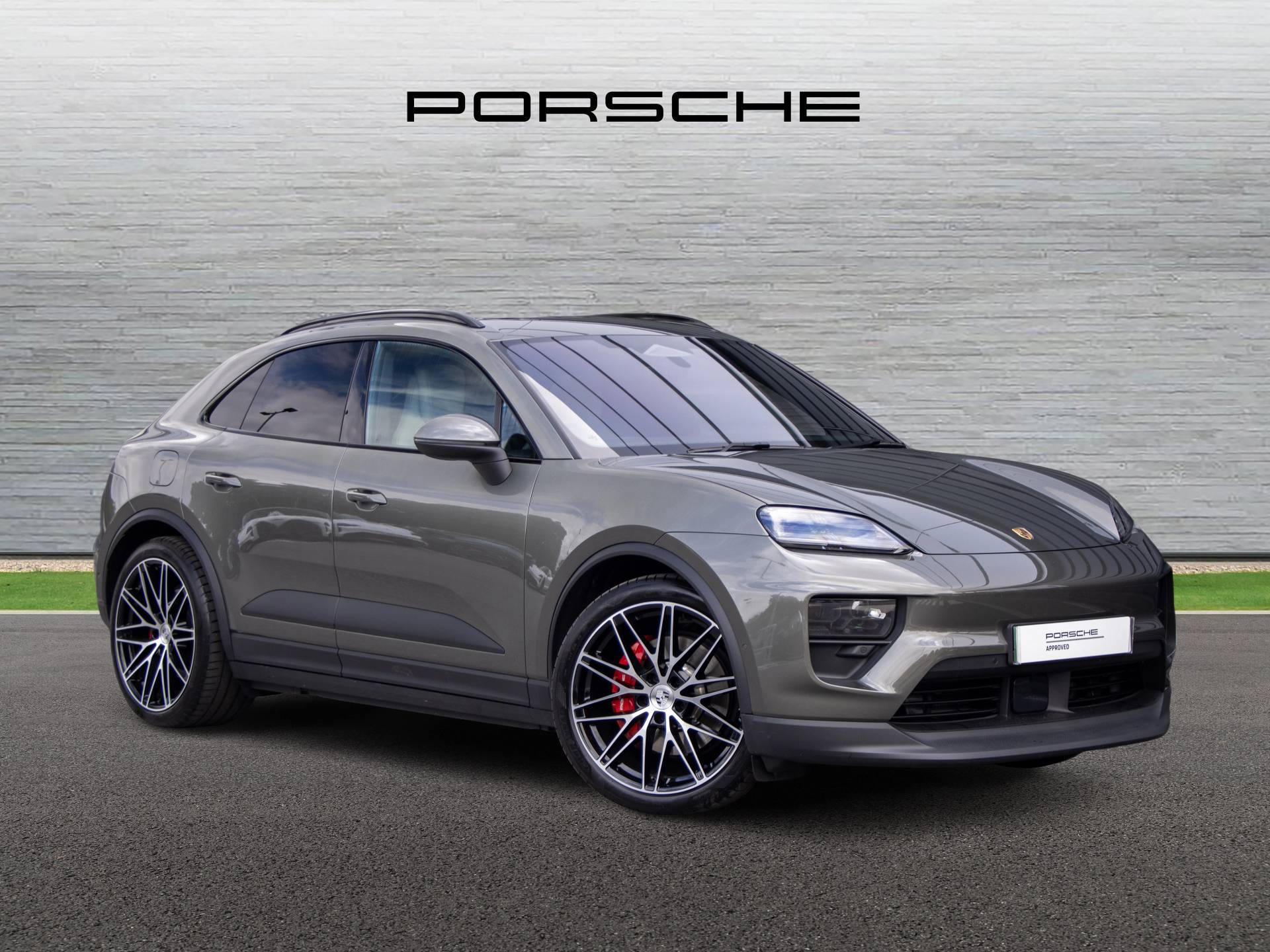 Macan 4S, photo 1 of 30