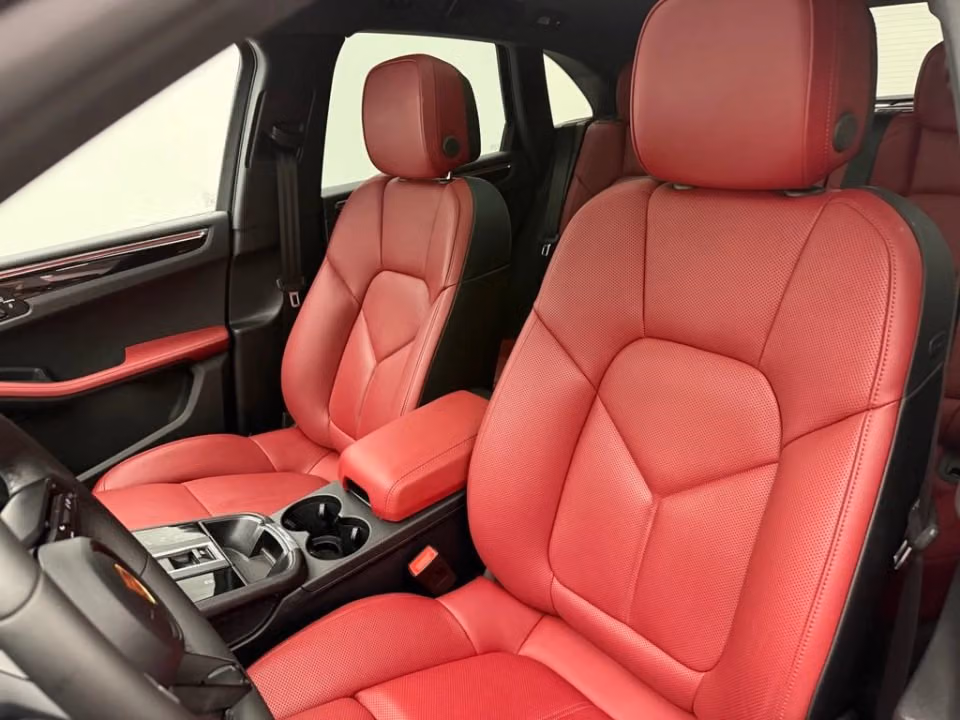 2026 Porsche Macan Base - Photo 35