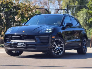 2026 Porsche Macan's photo
