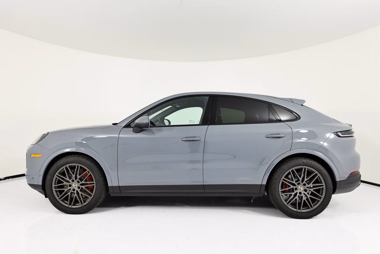 2026 Porsche Cayenne Coup S - Photo 12
