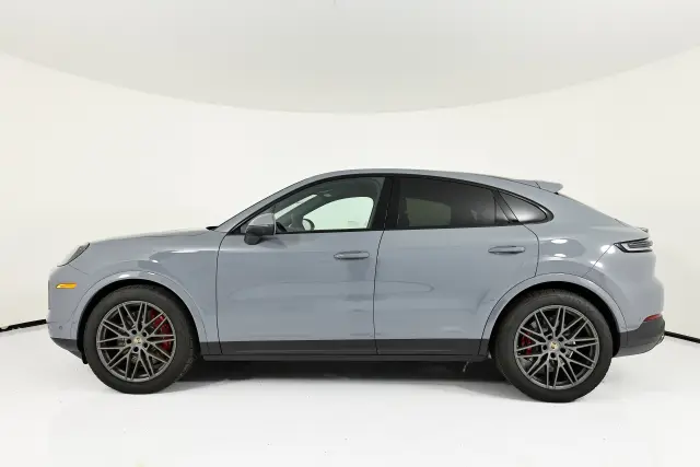 2026 Porsche Cayenne Coup S - Photo 14