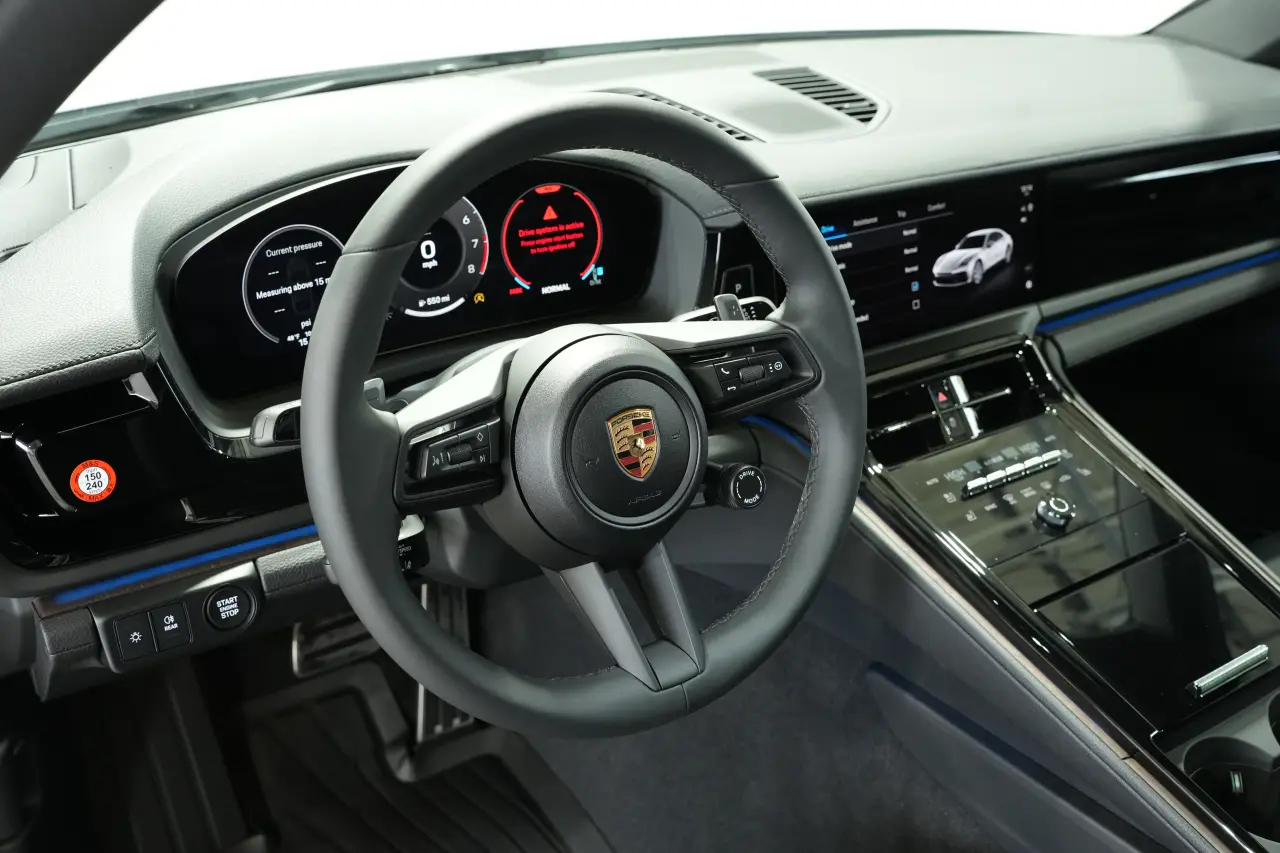 2025 Porsche Panamera Base - Photo 32