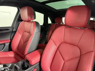 2026 Porsche Macan Base - Photo 37