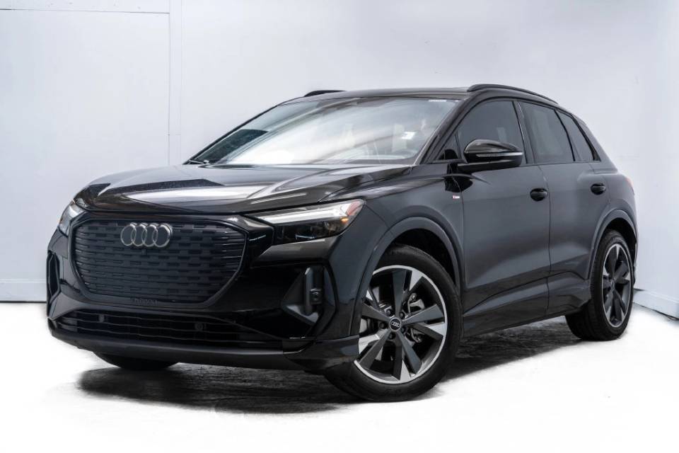 2024 Audi Q4 e-tron Premium Plus