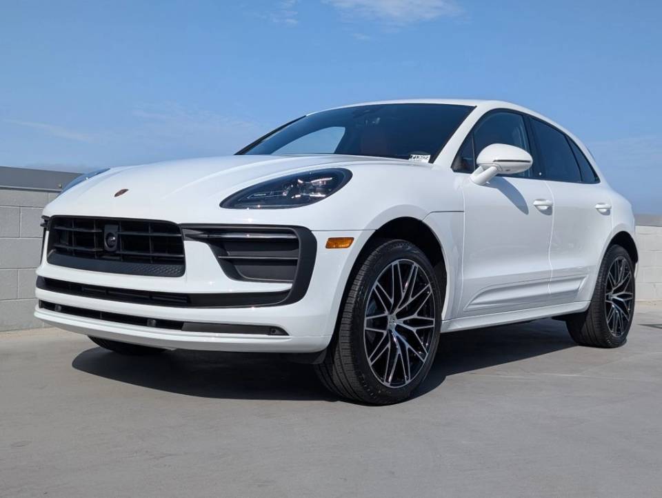 2026 Porsche Macan