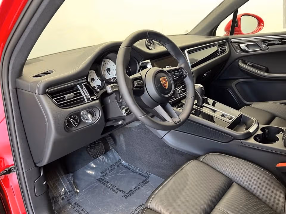 2026 Porsche Macan S - Photo 27