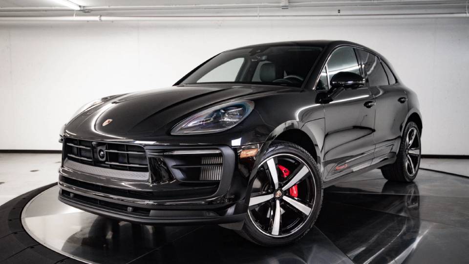 2026 Porsche Macan