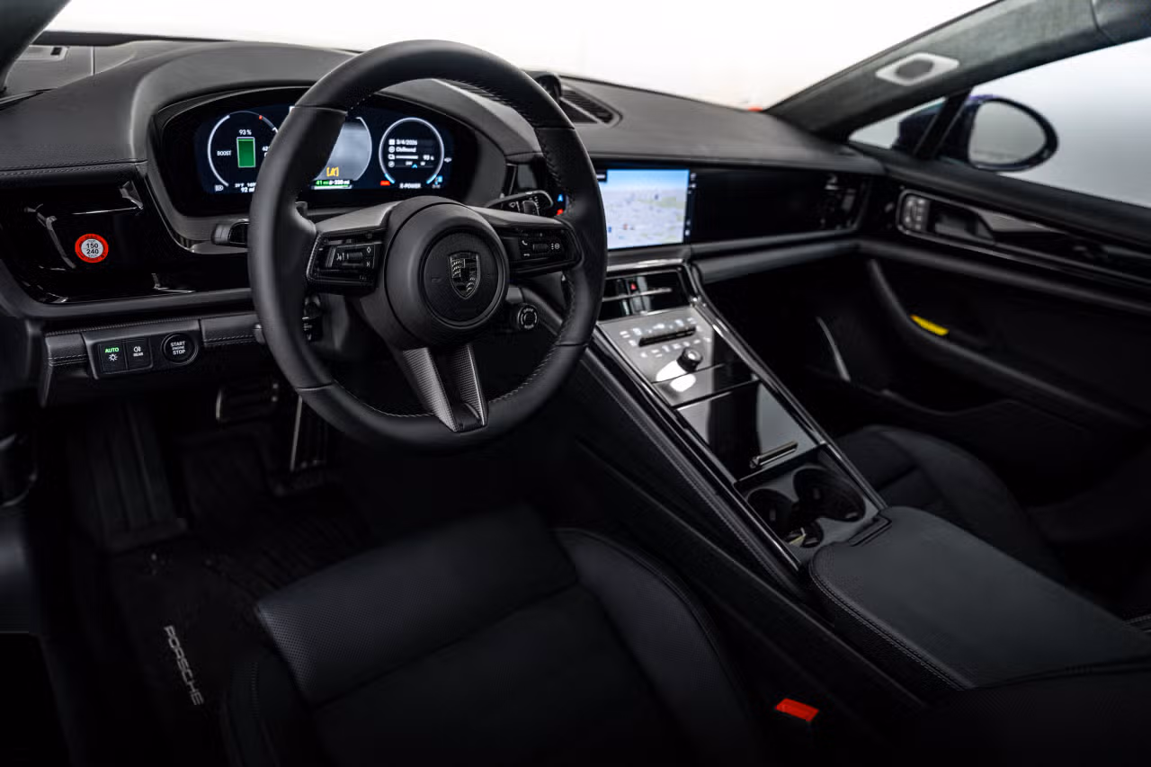 2026 Porsche Panamera Turbo E-Hybrid - Photo 28