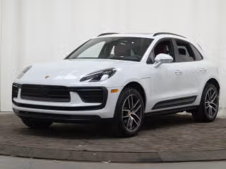 2025 Porsche Macan's photo