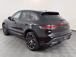 2026 Porsche Macan Base - Photo 17