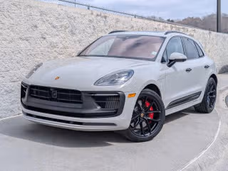 2022 Porsche Macan