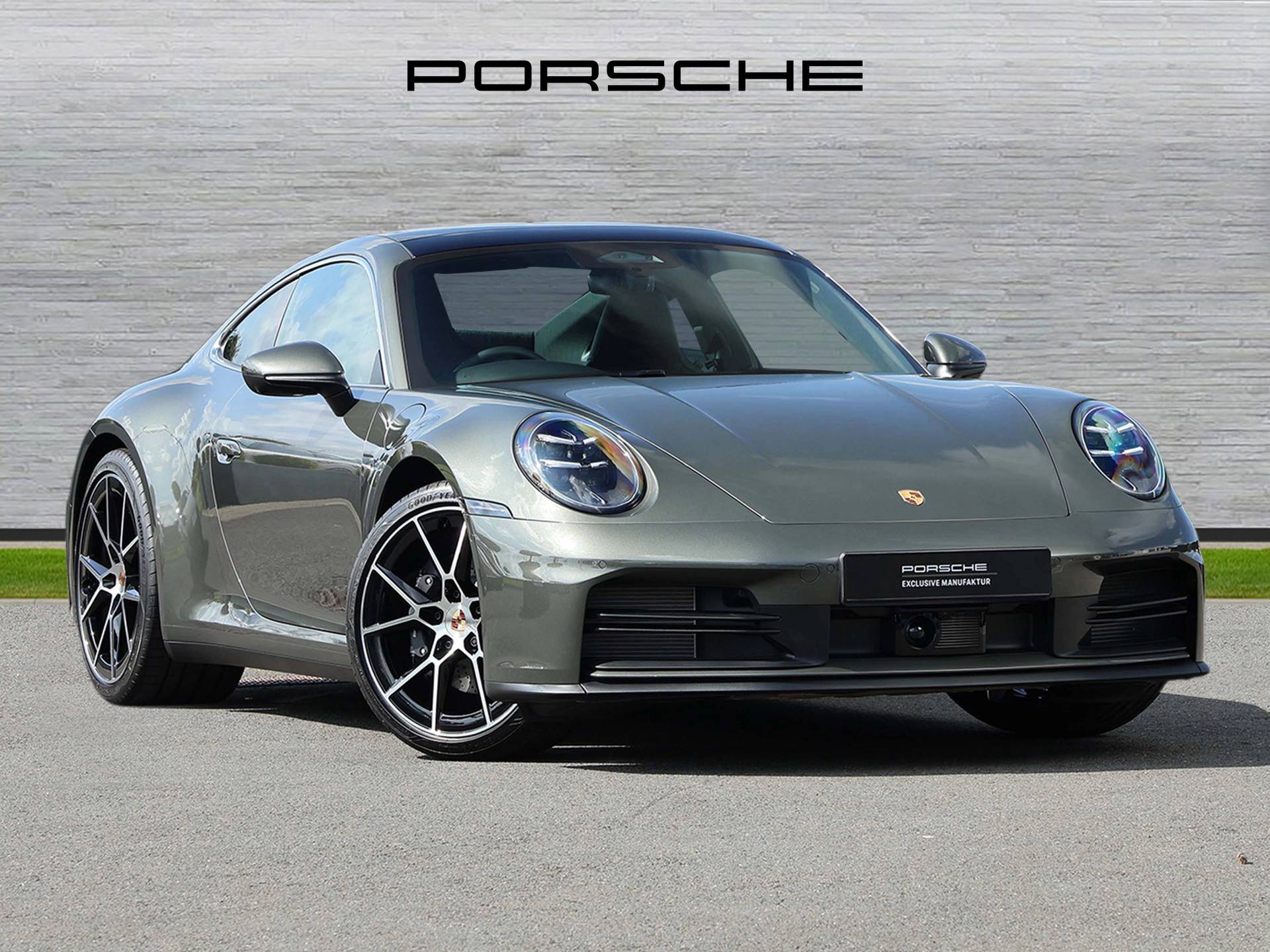 911 Carrera, photo 1 of 31