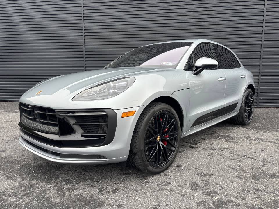 2025 Porsche Macan GTS