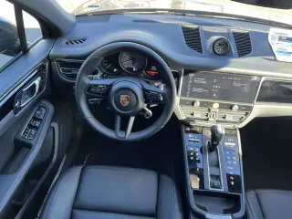 2026 Porsche Macan S - Photo 29