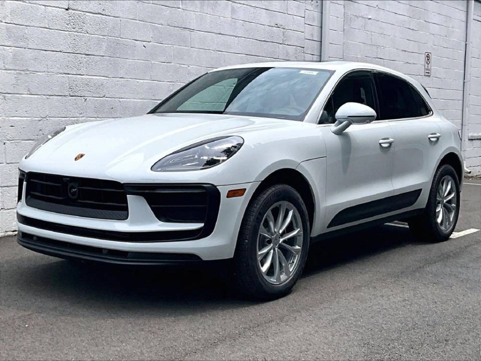 2026 Porsche Macan