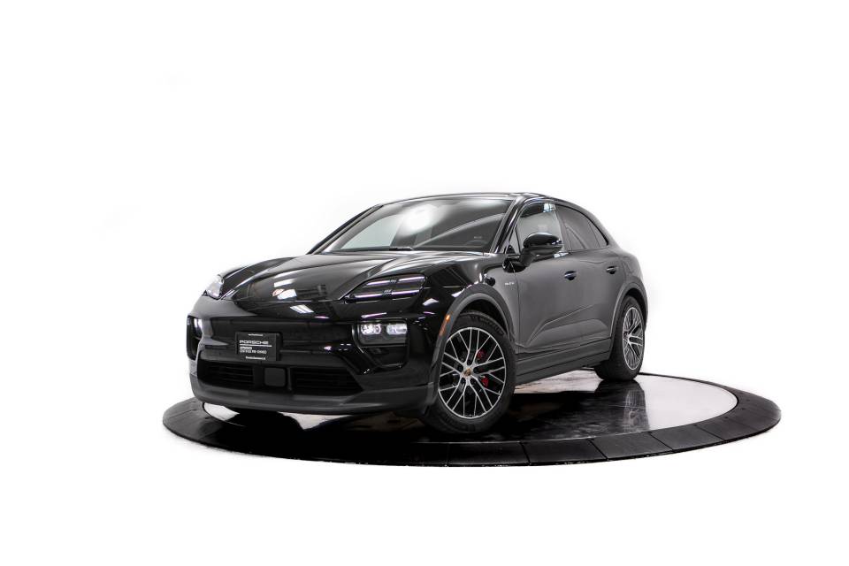 2025 Porsche Macan S