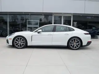 2025 Porsche Panamera Base - Photo 13