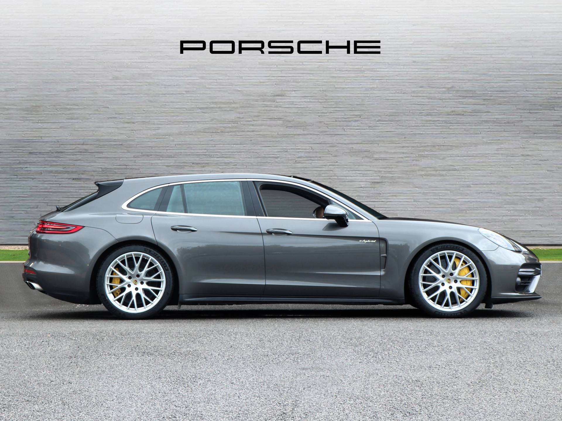 Panamera Turbo S E-Hybrid Sport Turismo, photo 2 of 60