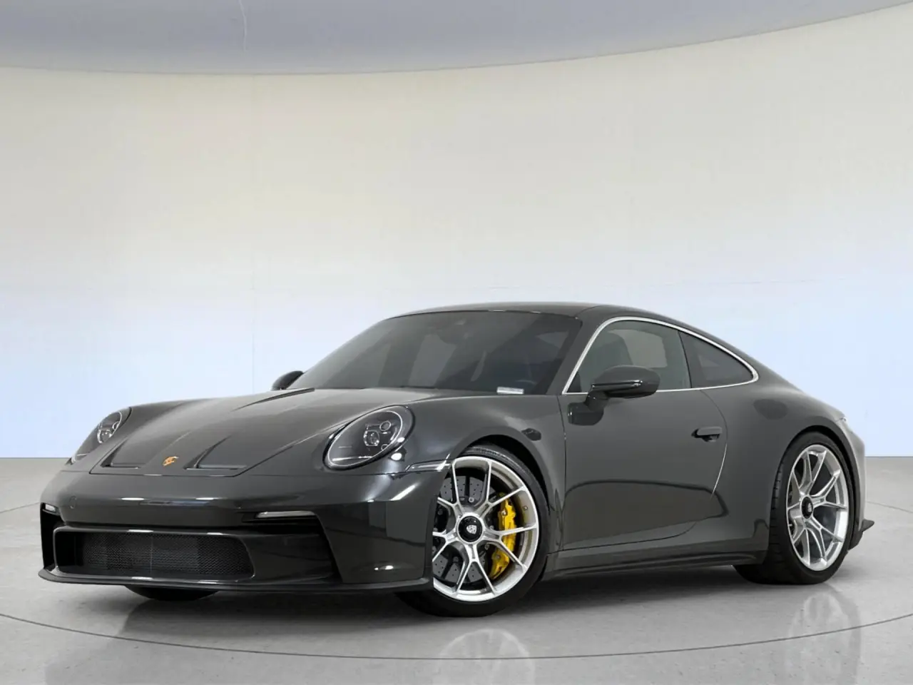 2022 Porsche 911 GT3 Touring image 1