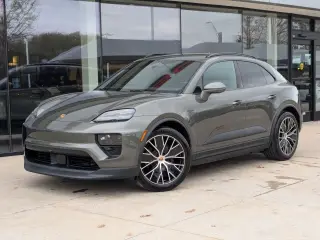 2026 Porsche Macan 4 Electric