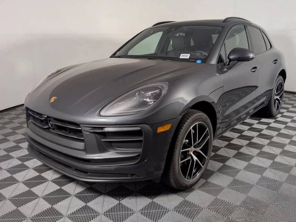 2026 Porsche Macan