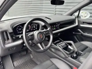 2024 Porsche Cayenne Base - Photo 29