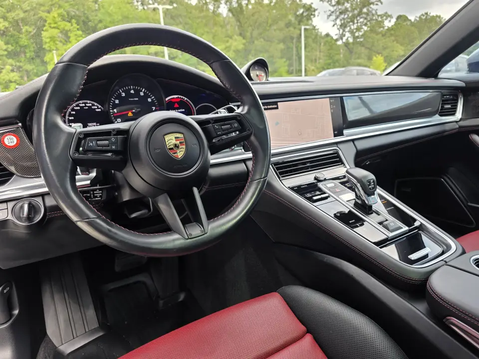 2023 Porsche Panamera Platinum Edition - Photo 31