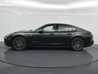 2026 Porsche Panamera 4 E-Hybrid - Photo 13