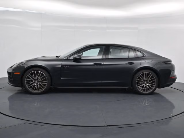 2026 Porsche Panamera 4 E-Hybrid - Photo 10