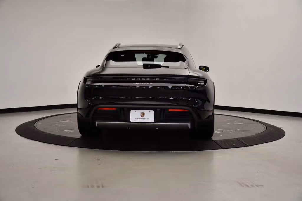 2025 Porsche Taycan S - Photo 28