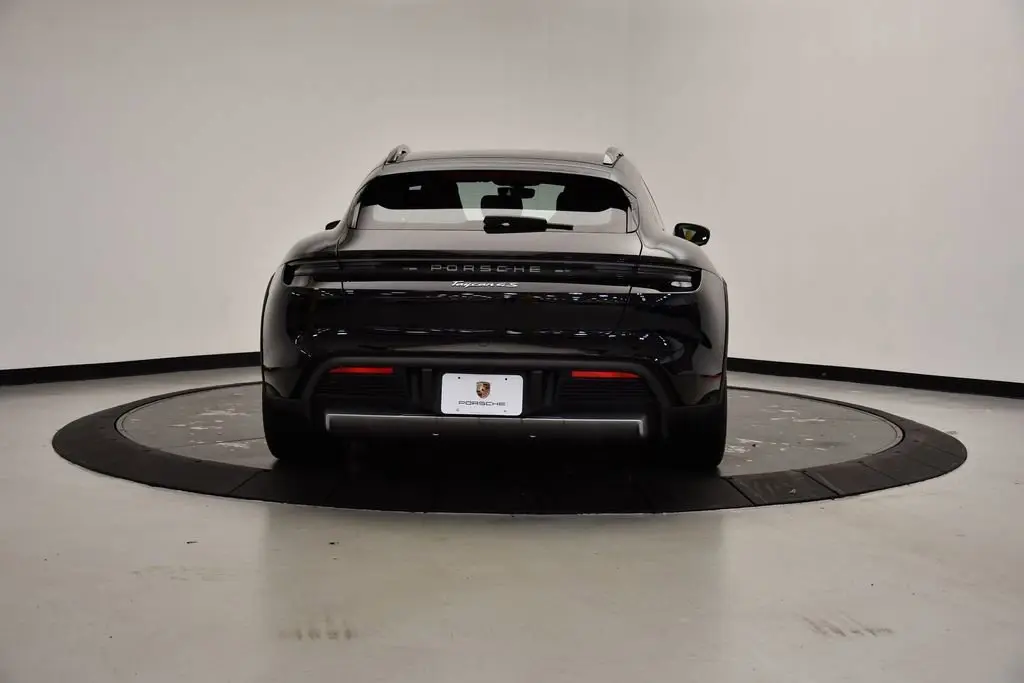 2025 Porsche Taycan S - Photo 32