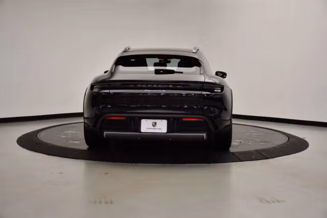 2025 Porsche Taycan S - Photo 26