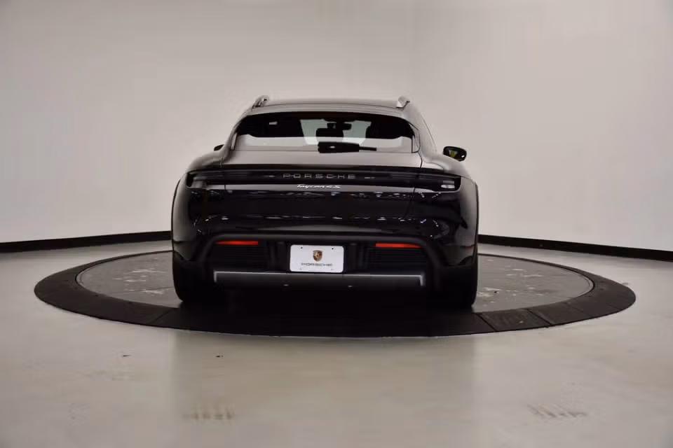 2025 Porsche Taycan S - Photo 27