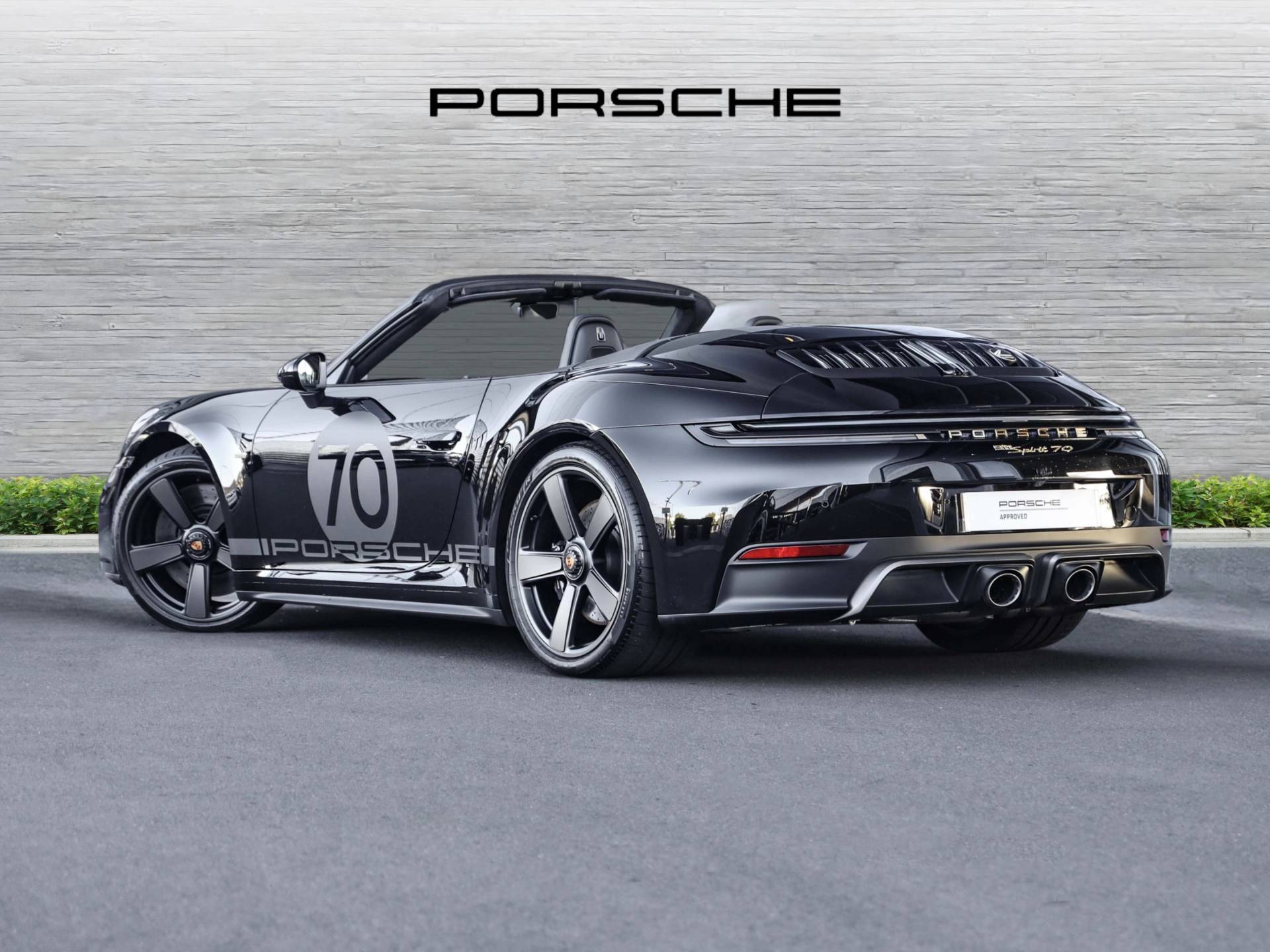 911 Spirit 70, photo 2 of 41