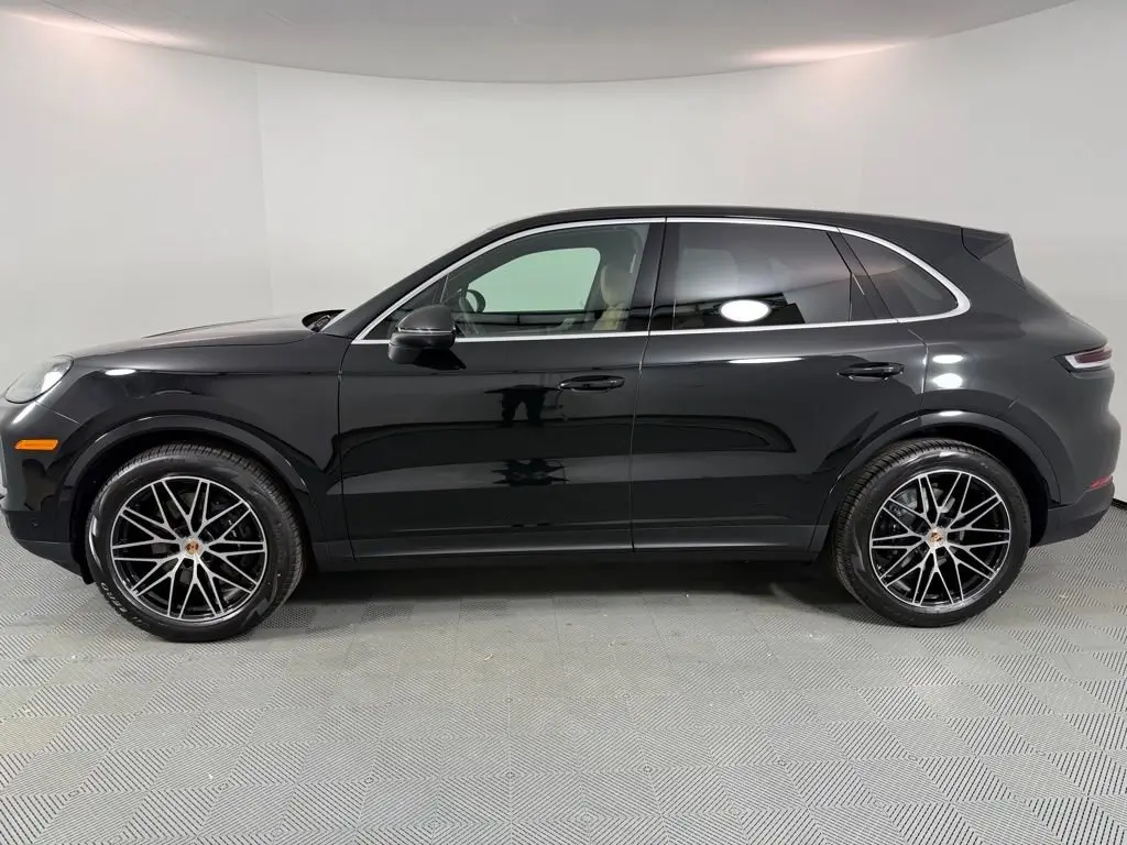 2026 Porsche Cayenne Base - Photo 16